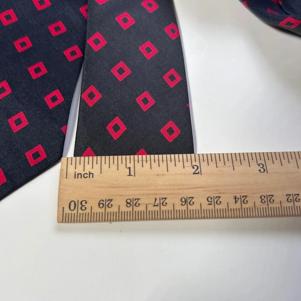 Vintage John Weitz Silk Tie Navy Red Geometric‎ Square Retro Wide 4.5
